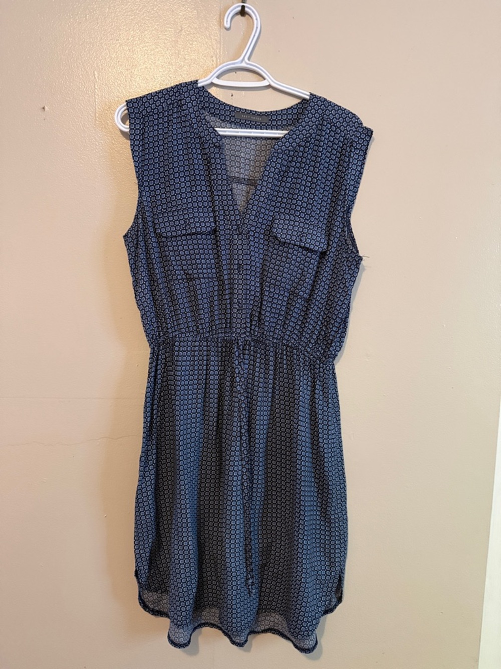Suzy Shier Navy Printed Sleeveless Midi Dress